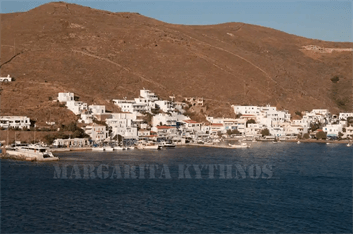 Μέριχας Κύθνου, το λιμάνι του Νησιού