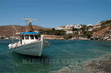 Απο το λιμανάκι στην Παναγία Κανάλα της Κύθνου